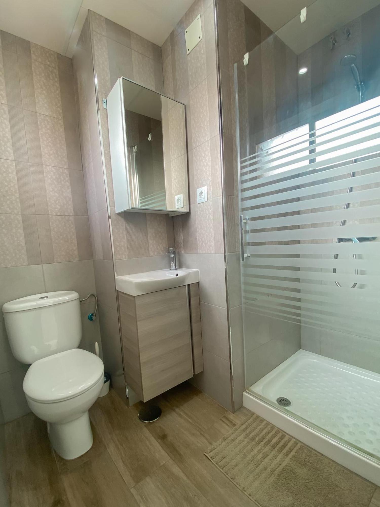 3 Rooms Y 3 Baths Y Aparcamiento Catedral Malaga Exterior photo